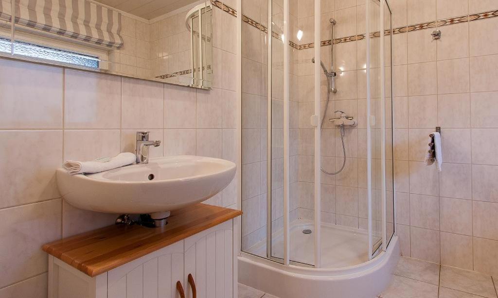 Haus Schilfkante - Wohnung 2 Wieck Exteriér fotografie